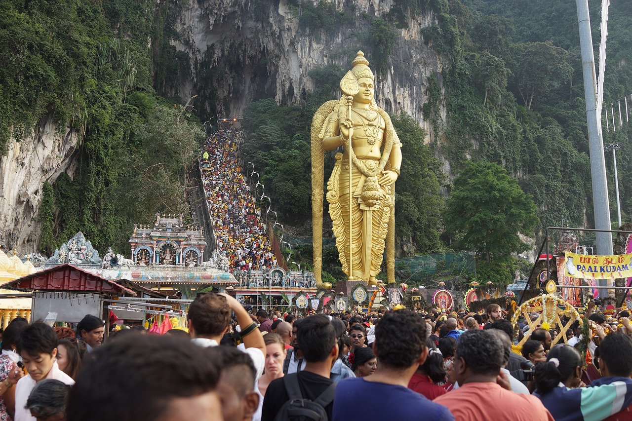 穿越三千位面，未知世界的奇幻探索之旅