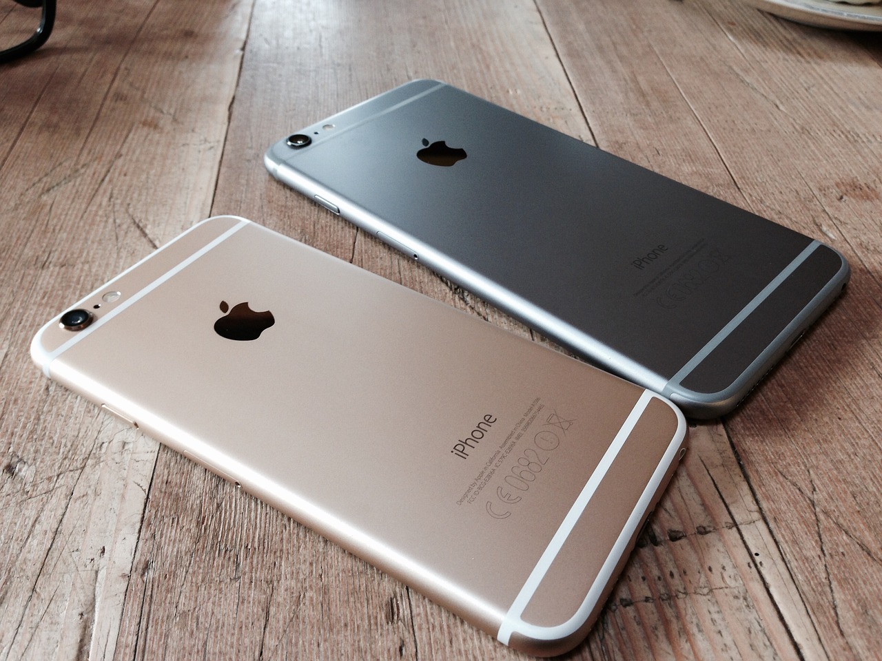 苹果iPhone 6 Plus最新时尚科技融合壳子亮相，时尚与科技的完美结合趋势引领潮流