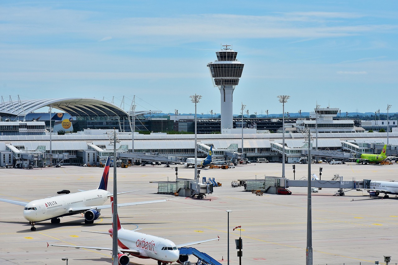 中梁空港城构建现代化航空枢纽步伐不断前行，最新进展揭秘
